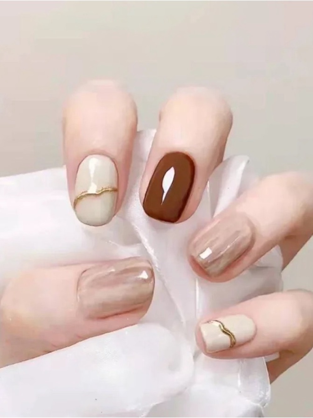 3/$40 NIB 24 Pcs French Minimalist Press On Nails